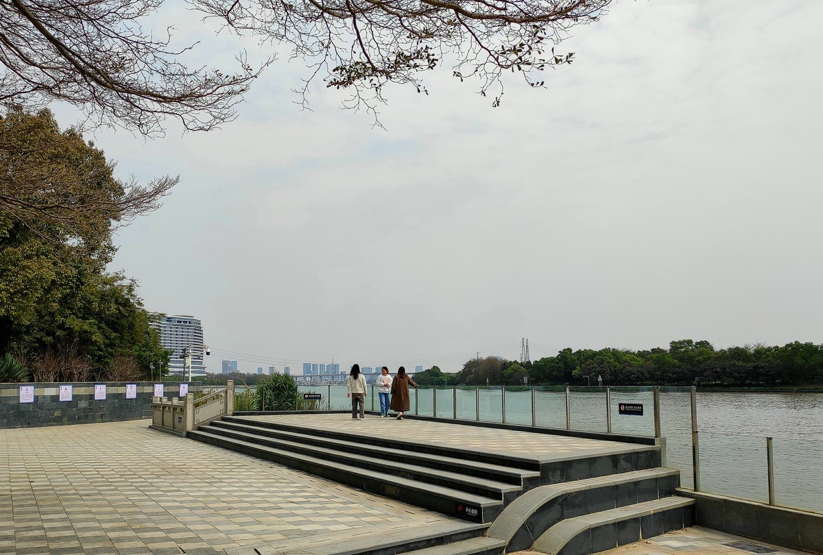 官洲岛。