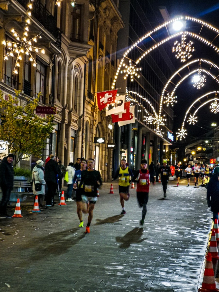 圣诞夜跑随拍（瑞士巴塞尔）