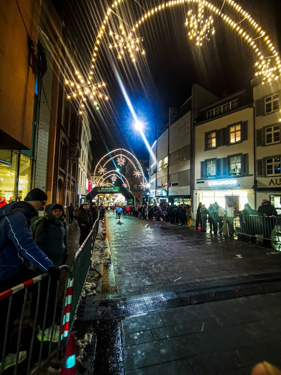 圣诞夜跑随拍（瑞士巴塞尔）