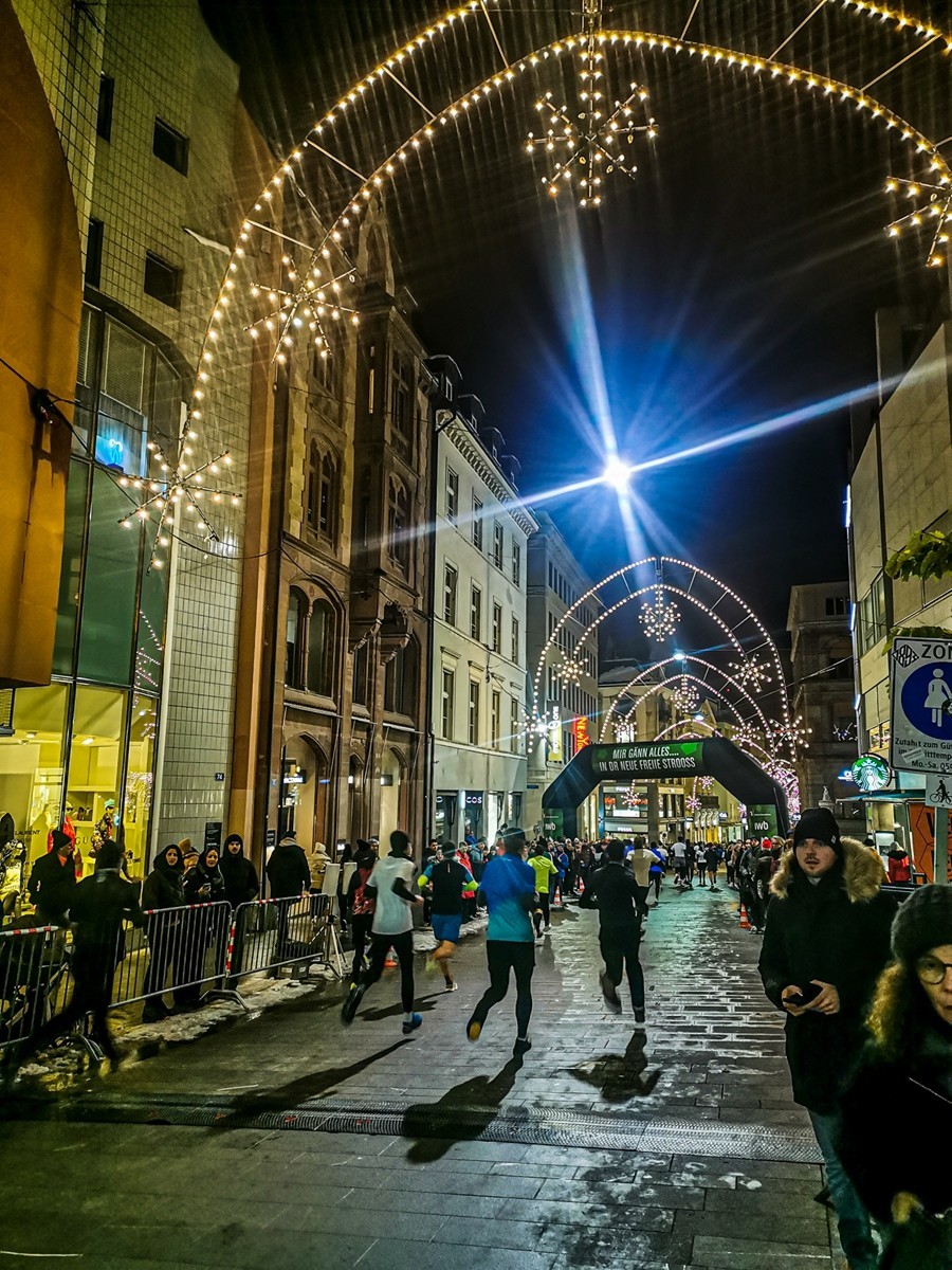 圣诞夜跑随拍（瑞士巴塞尔）