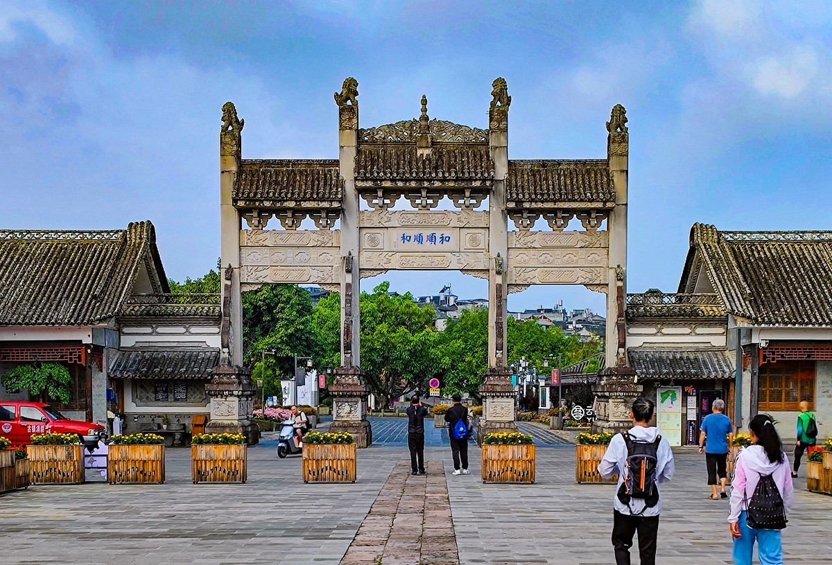 蜀滇黔渝鄂骑游随拍5——和顺古镇