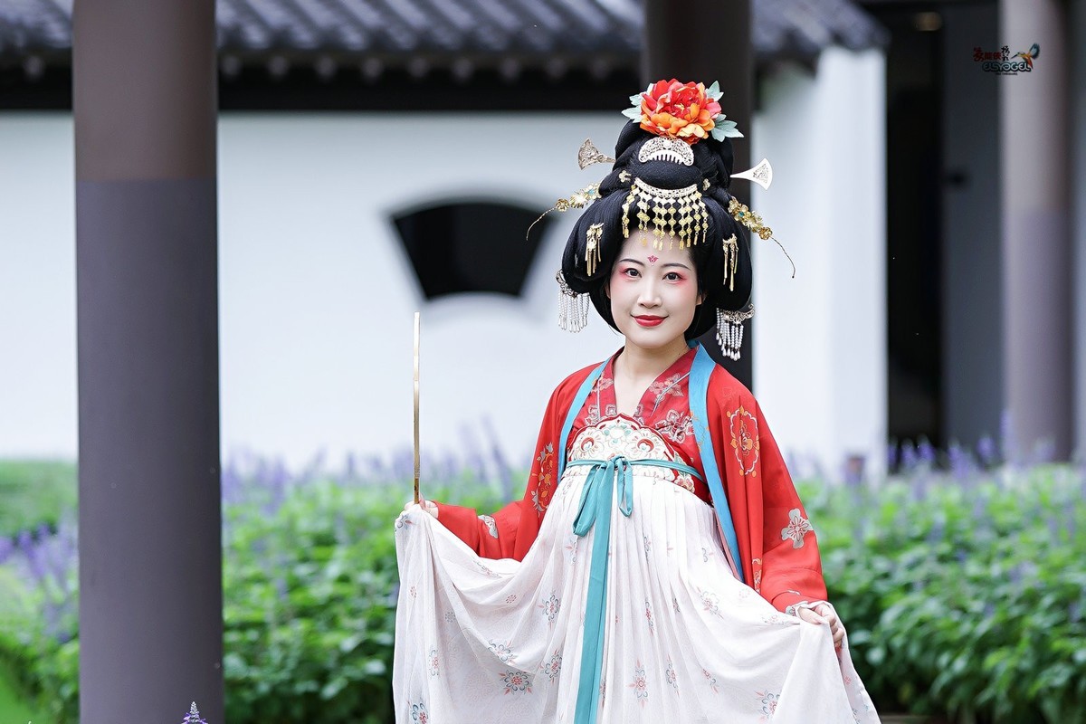 【醉卧花丛】---似海