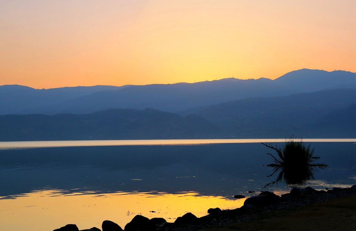 《 邛 海 》晨 拍