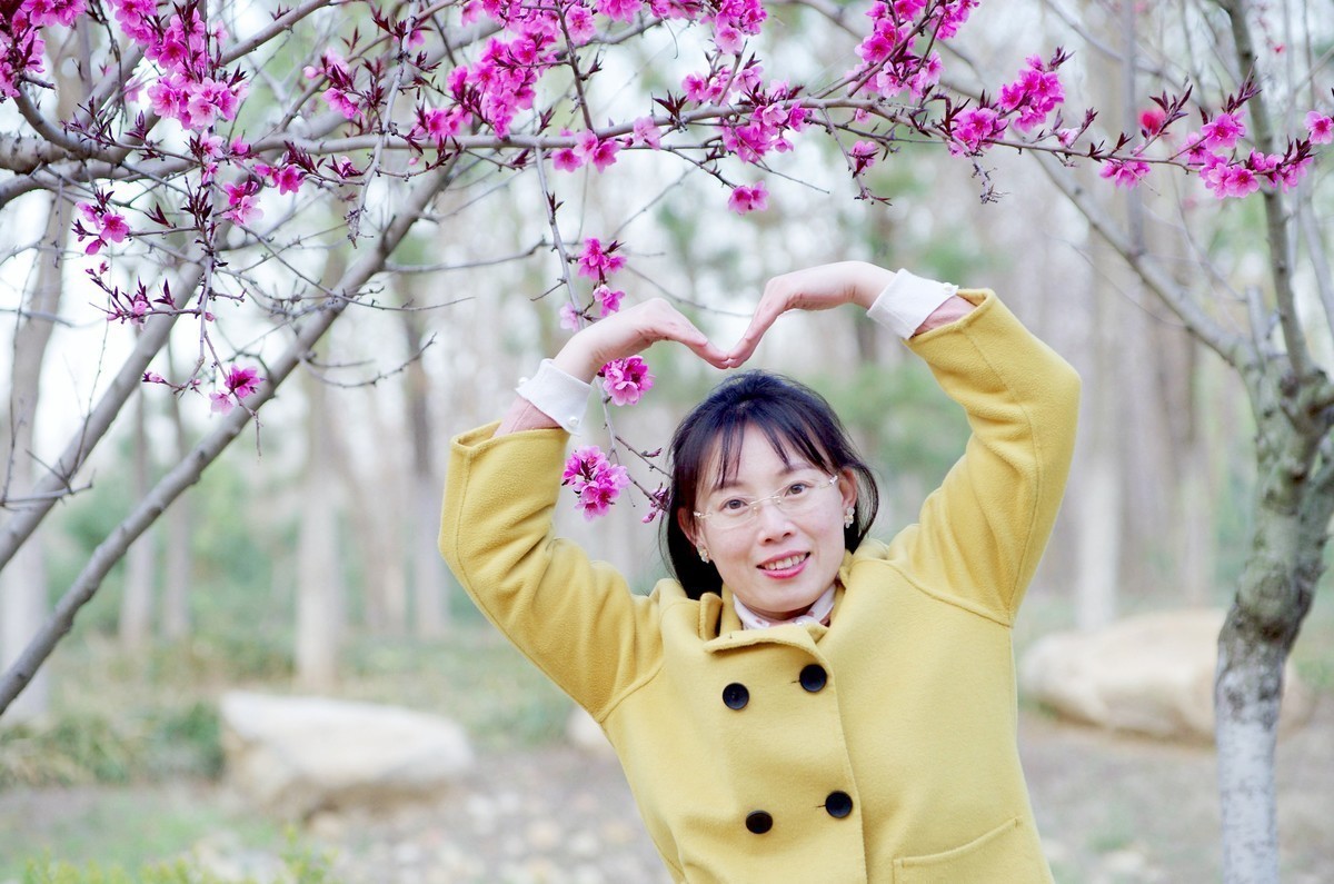 第一次给美女同事拍的片子