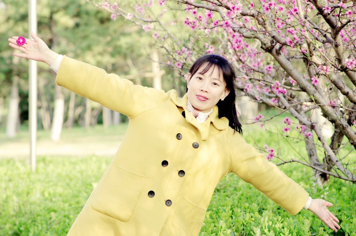 第一次给美女同事拍的片子