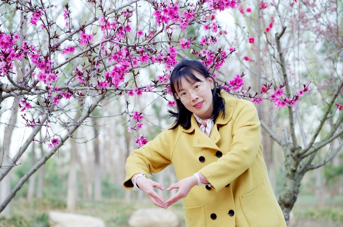 第一次给美女同事拍的片子