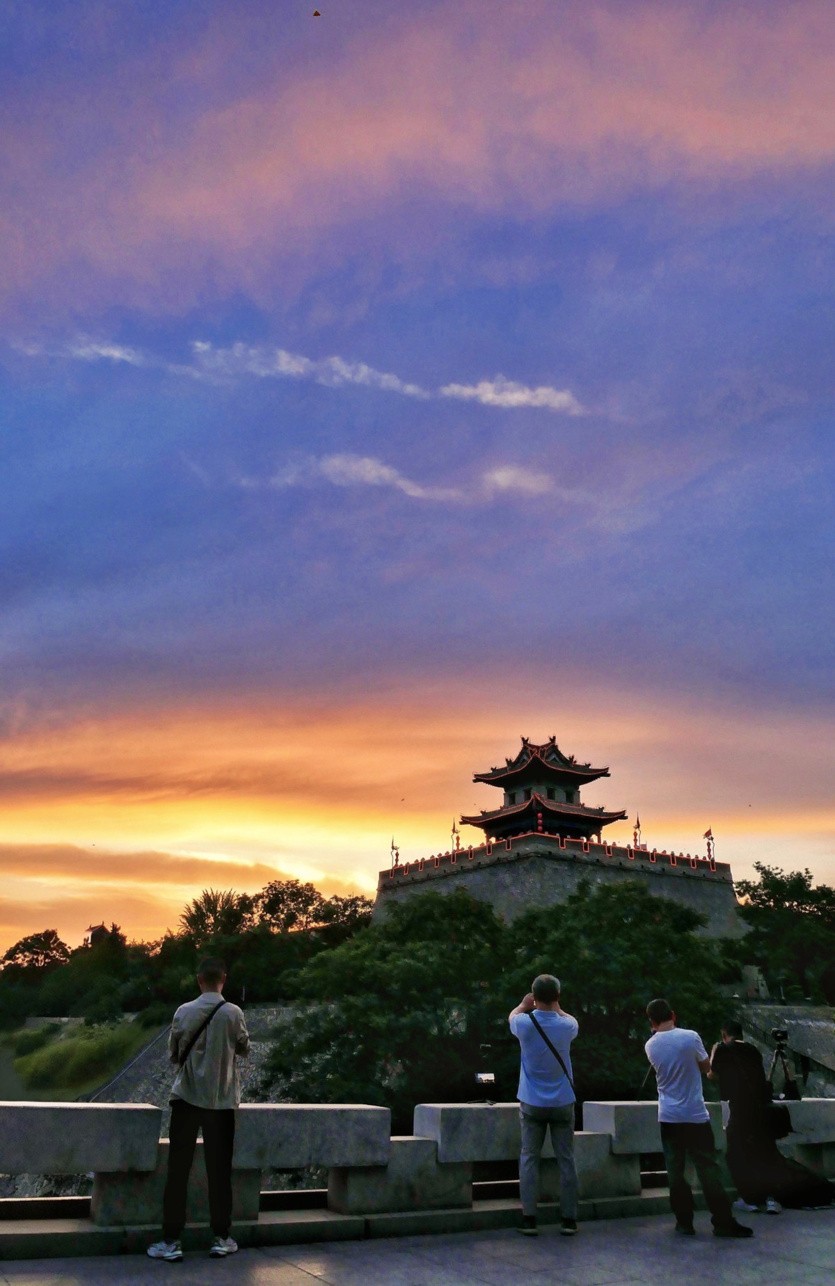 夕阳下的西南城墙角松下G100D套机试拍