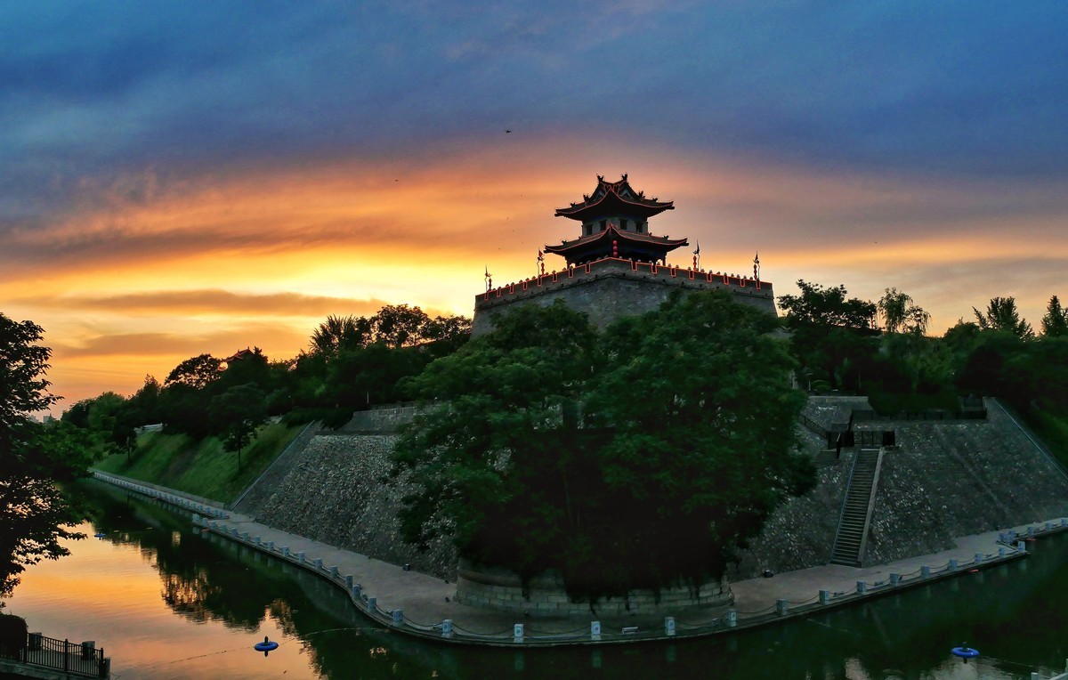 夕阳下的西南城墙角松下G100D套机试拍