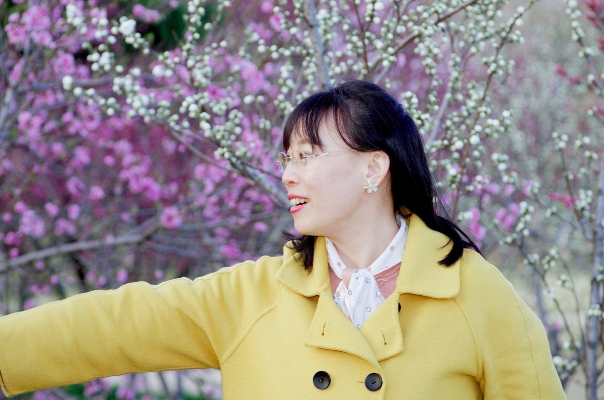 第一次给美女同事拍的片子