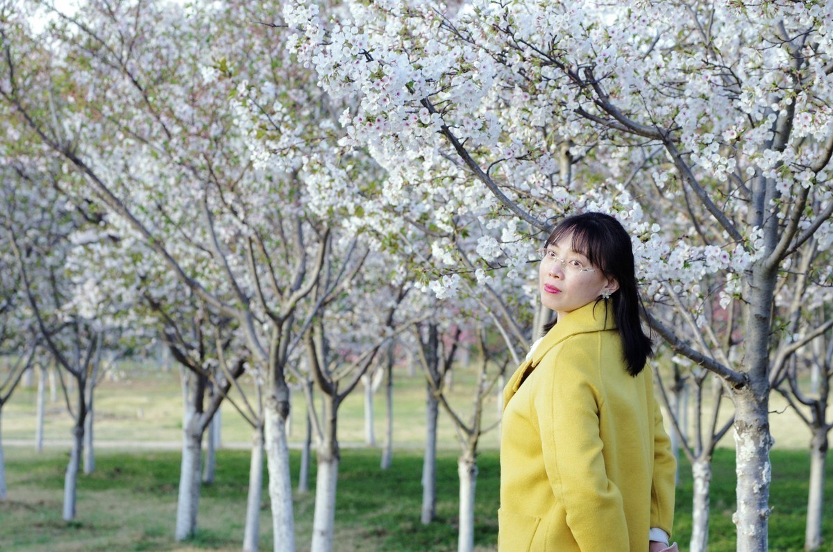 第一次给美女同事拍的片子