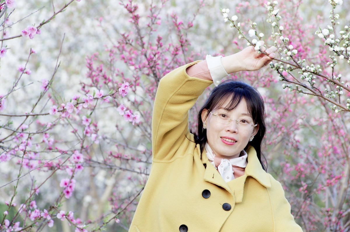 第一次给美女同事拍的片子