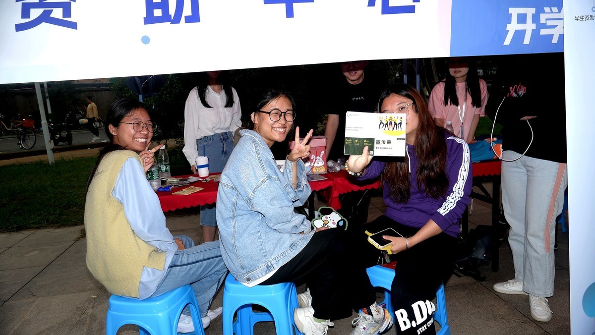 武汉中南财经政法大学---校园纪实！