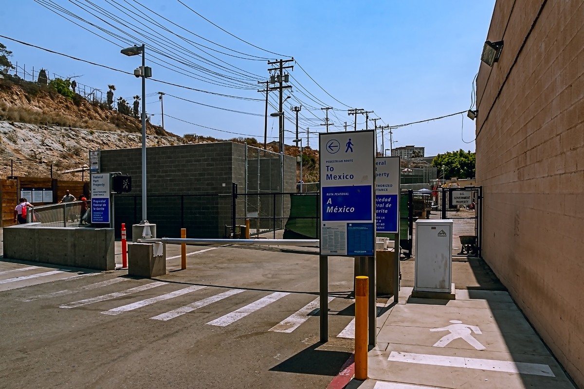 海外风情 ：墨西哥 · 墨美边境城市蒂华纳