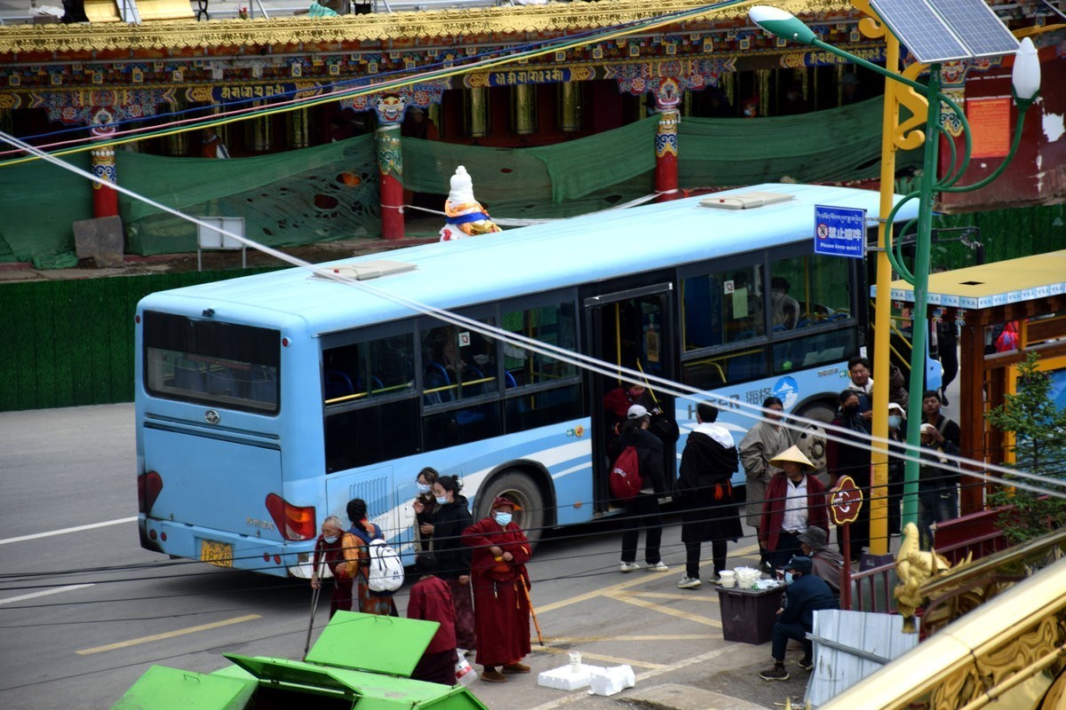 2023夏 黔赣鄂渝川（129）当整个视界充斥着红房子