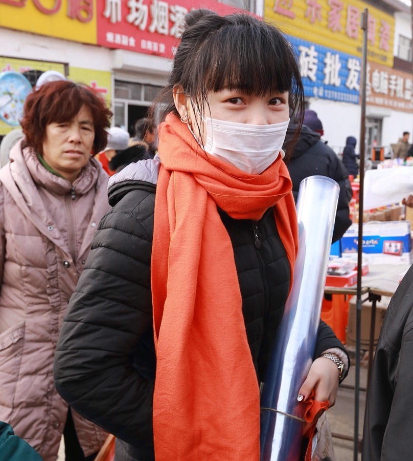 《不老松：纪实摄影》(6)年跟底下赶大集，办年货，满载而归！