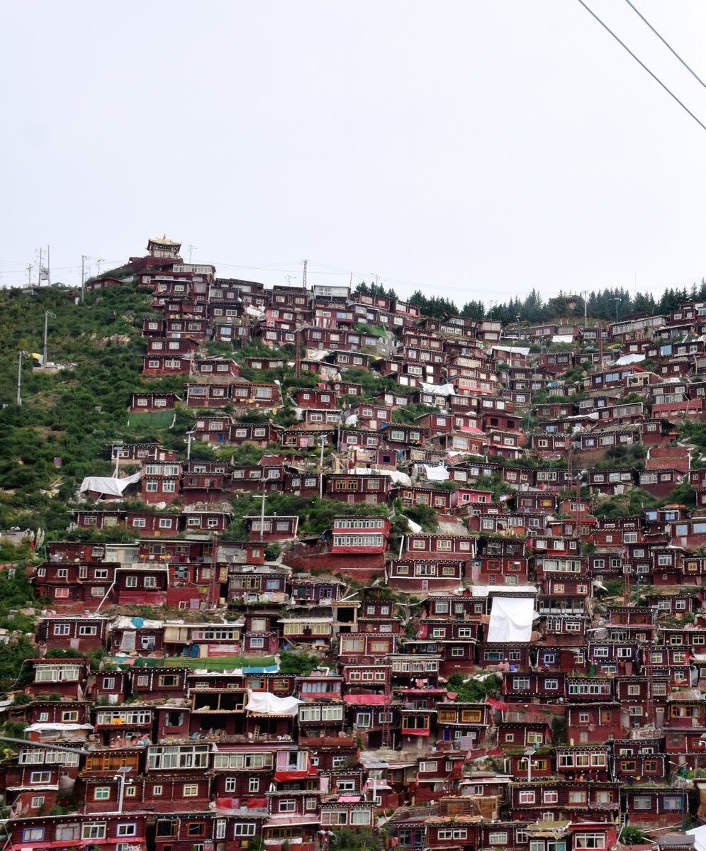 2023夏 黔赣鄂渝川（129）当整个视界充斥着红房子