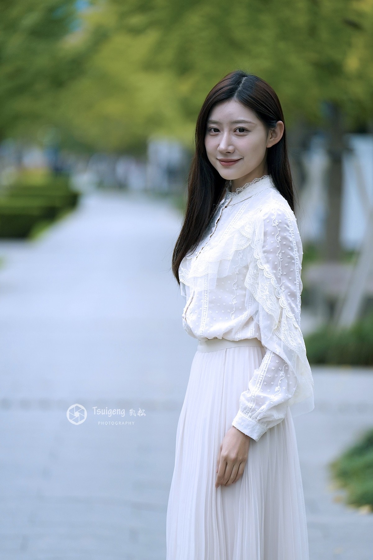 小鹿滨江行（2）