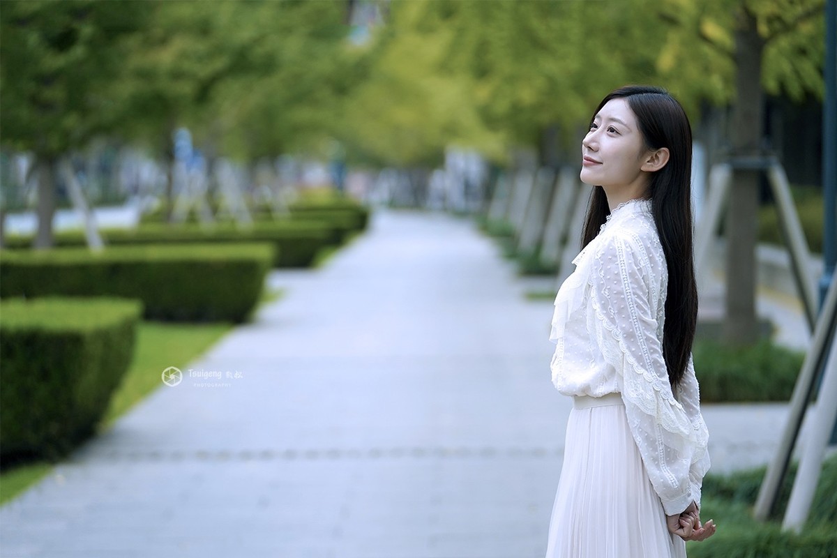 小鹿滨江行（2）