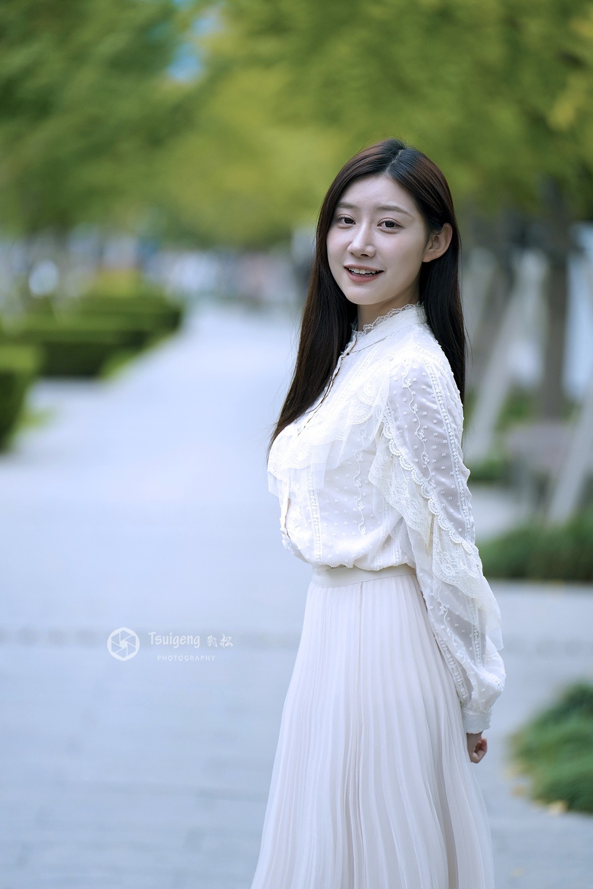 小鹿滨江行（2）