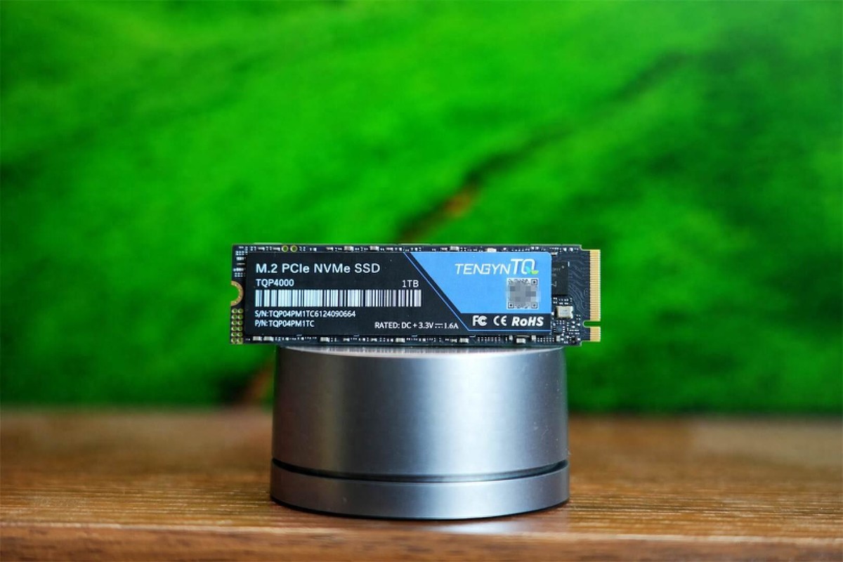 腾隐SSD TQP4000：联芸主控+长江存储，做无缓存方案下的性能王者