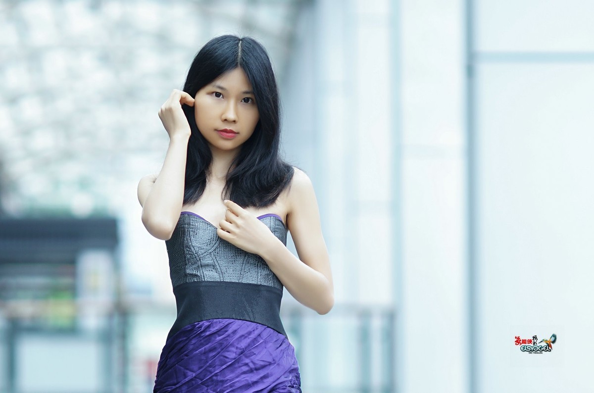 【铁轨时光】---小静儿