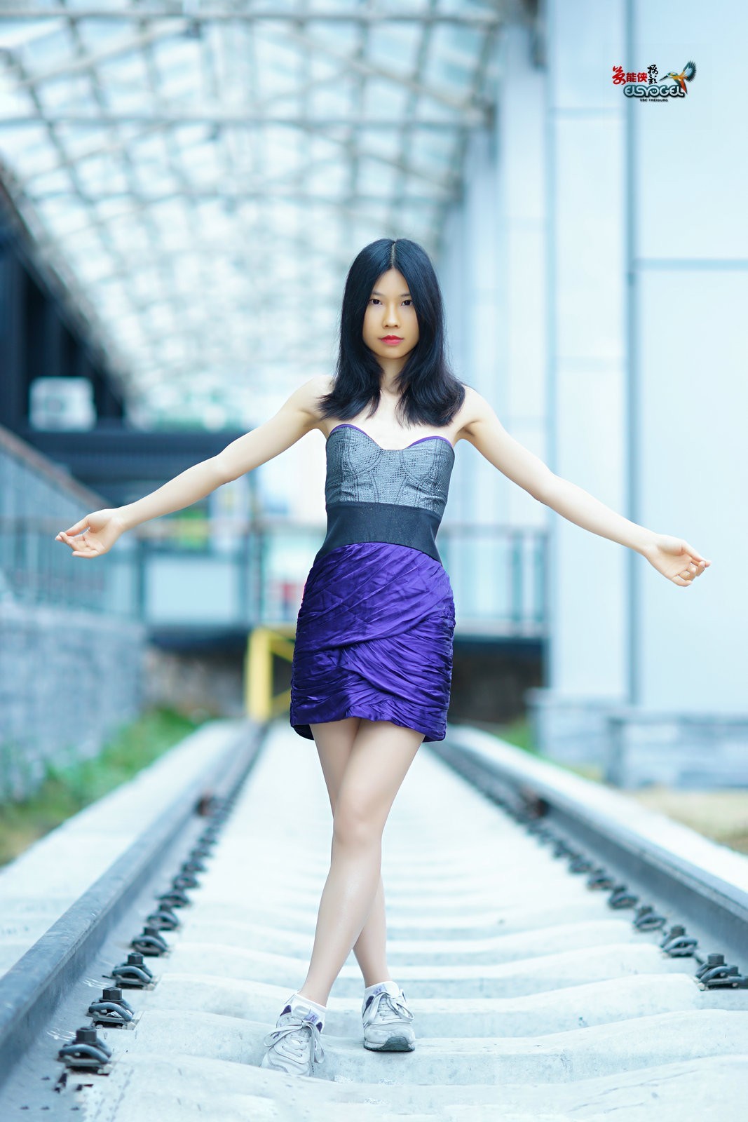 【铁轨时光】---小静儿