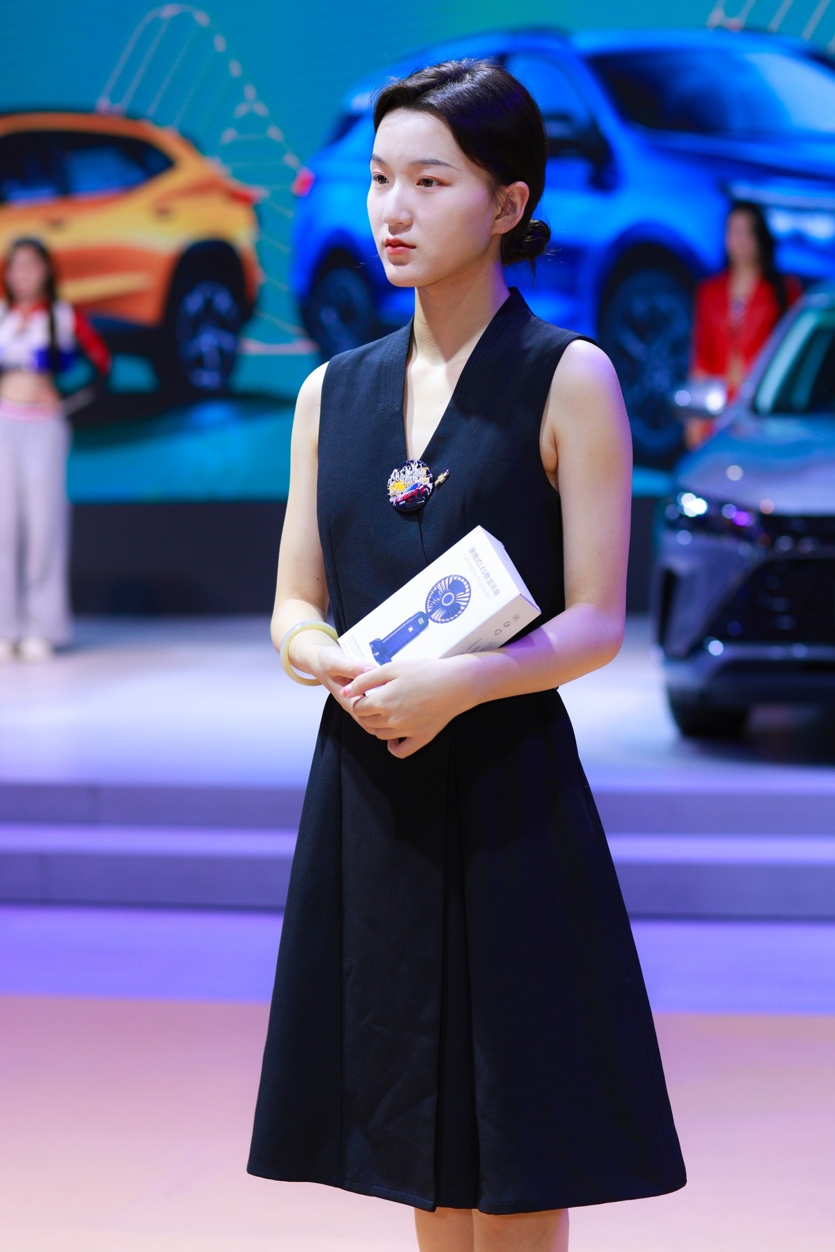 佳能EOS R6 Mark II 拍车展人像