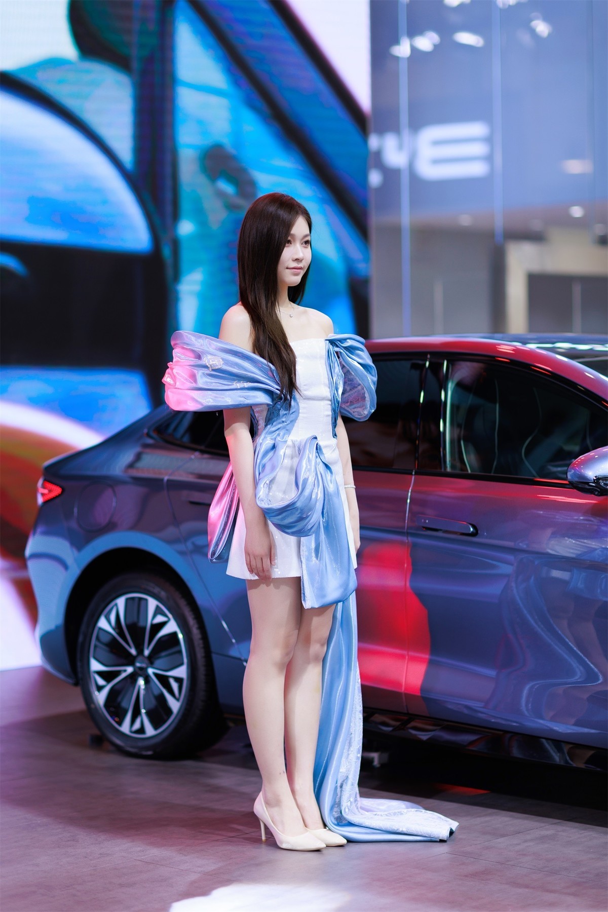 佳能EOS R6 Mark II 拍车展人像