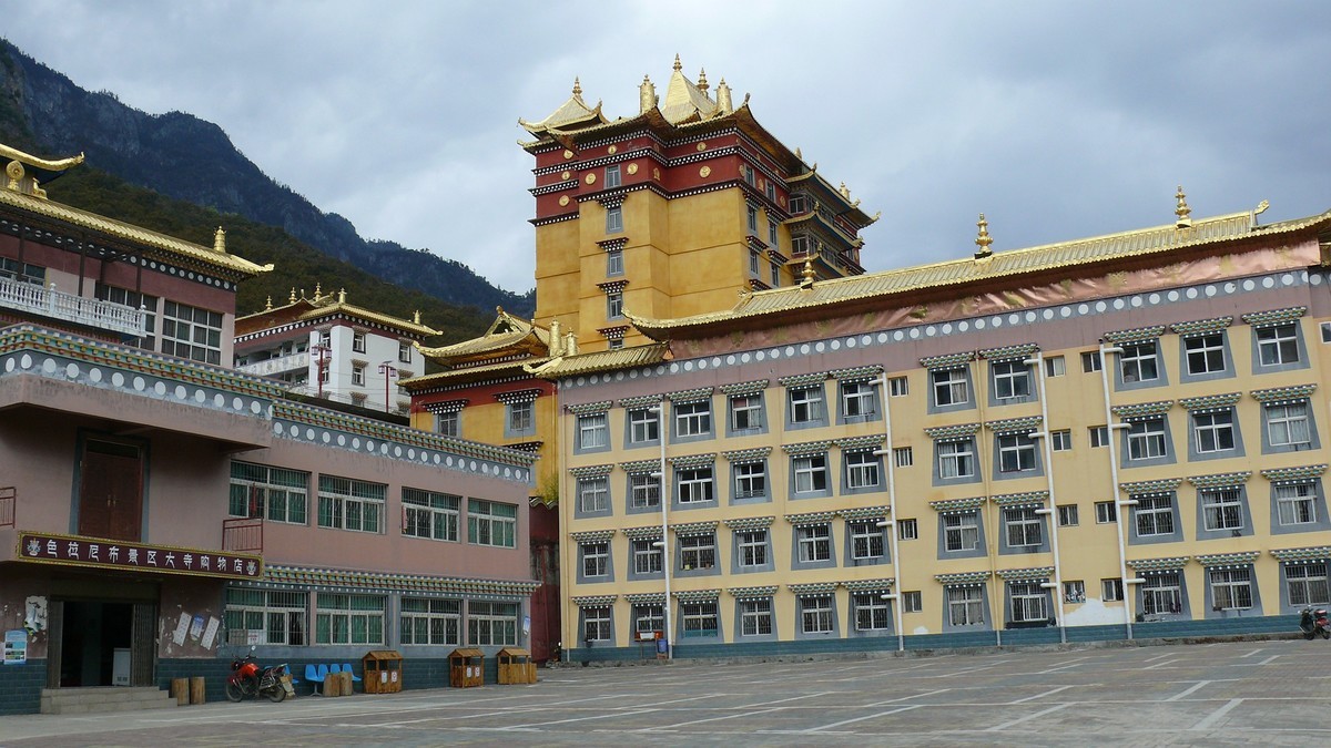 色拉尼布木里大寺