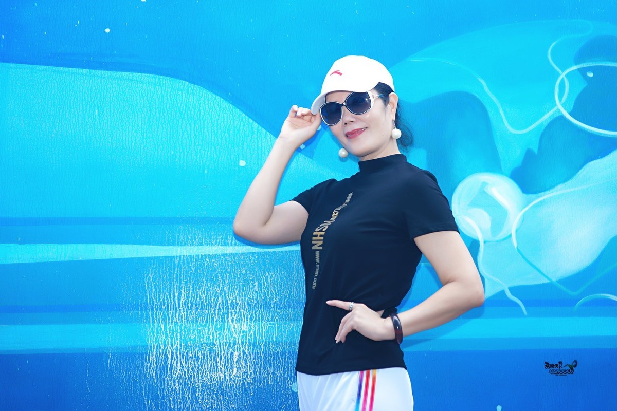 【30号智汇园美女】---小梅