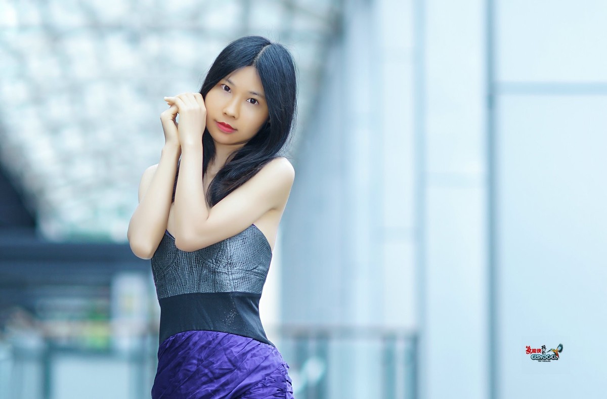 【铁轨时光】---小静儿