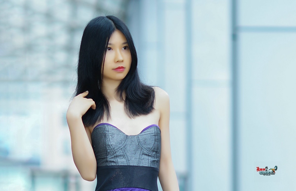 【铁轨时光】---小静儿