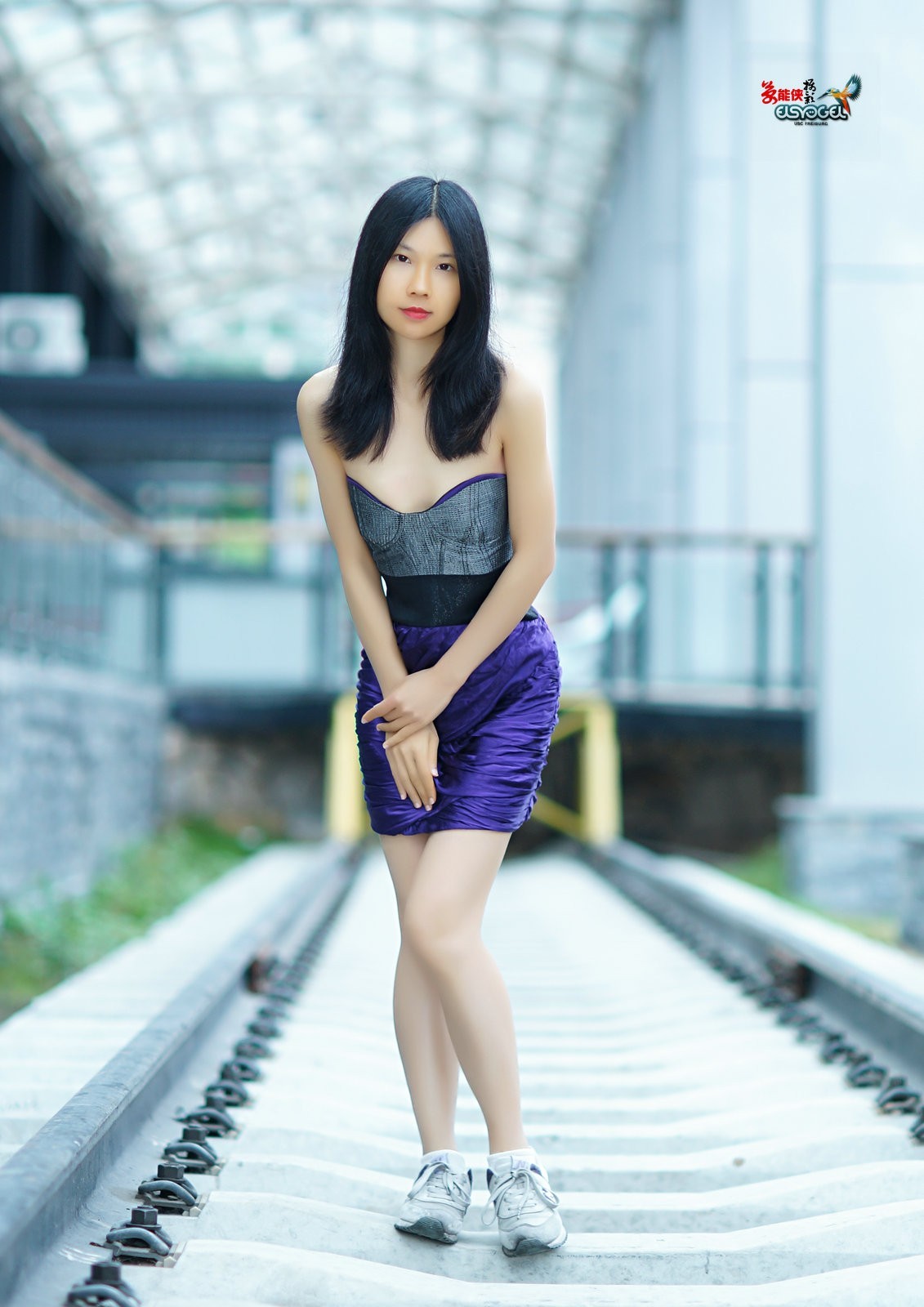 【铁轨时光】---小静儿