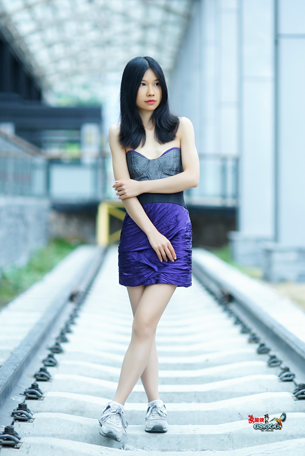 【铁轨时光】---小静儿