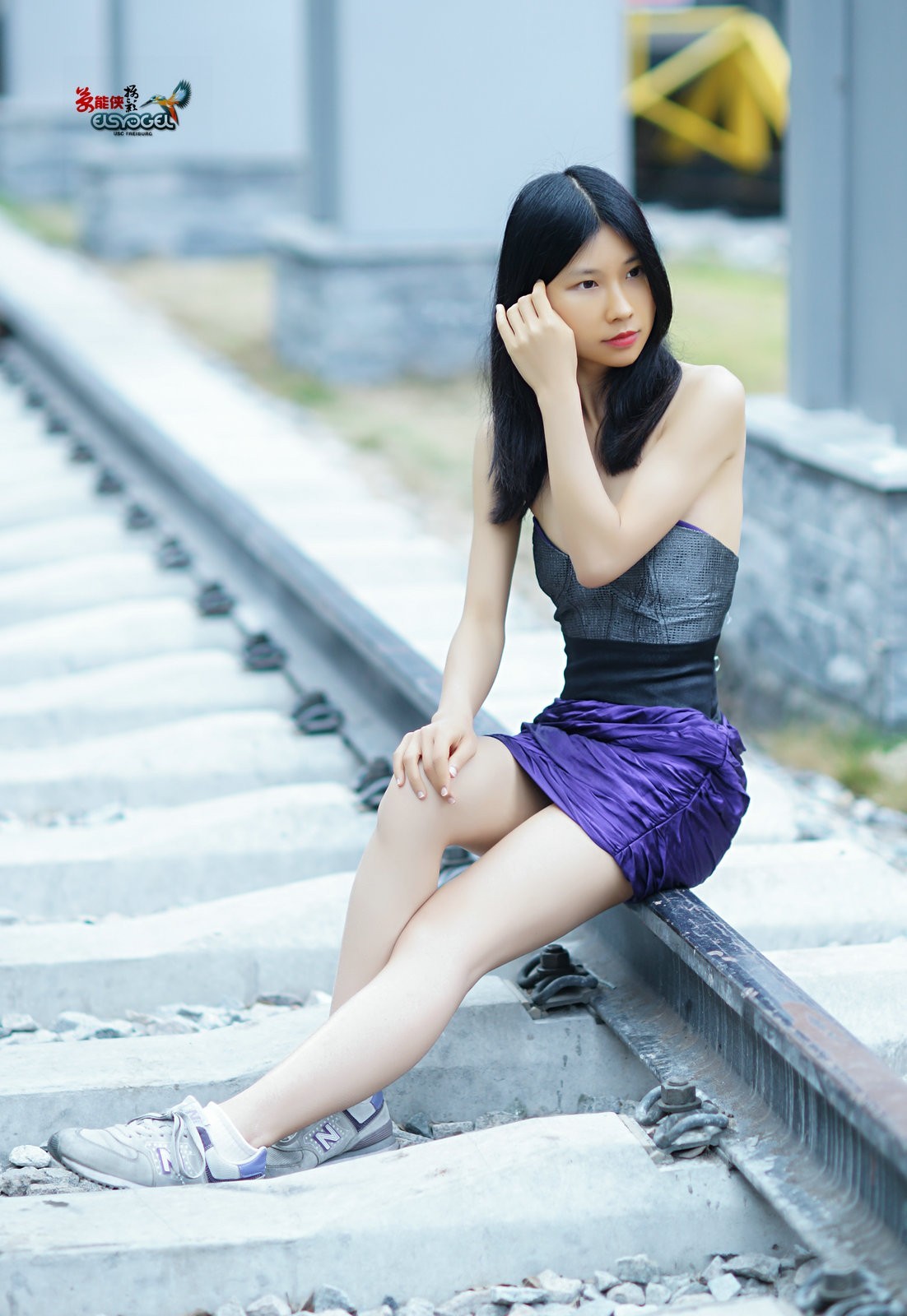 【铁轨时光】---小静儿