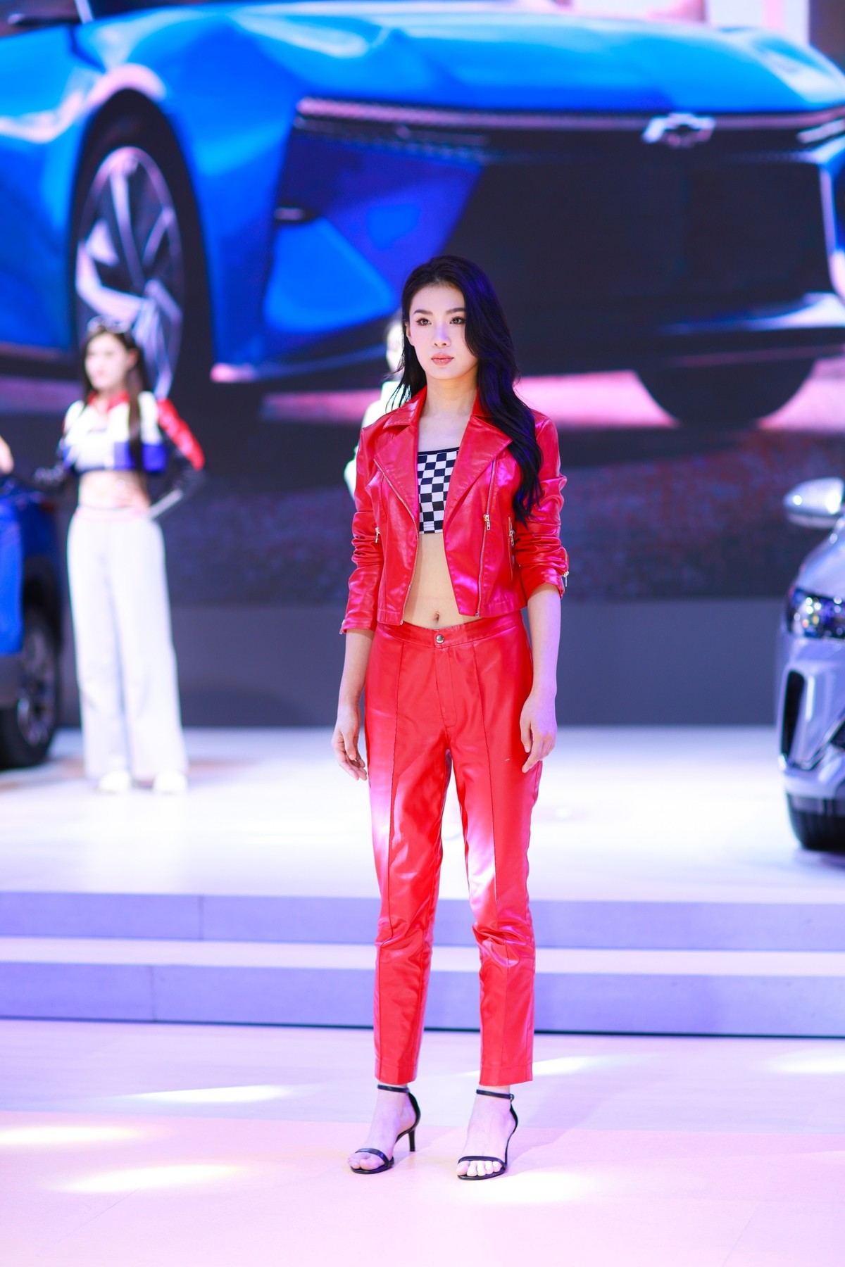 佳能EOS R6 Mark II 拍车展人像