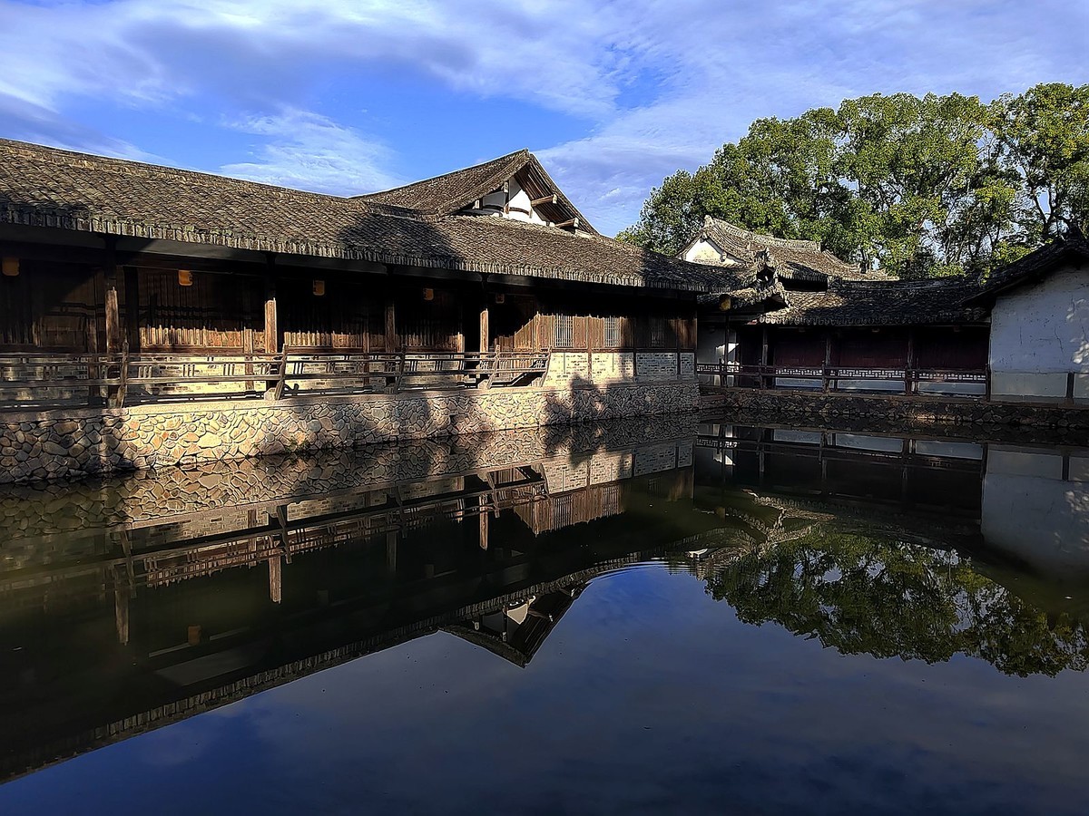 永嘉苍坡古村秋收