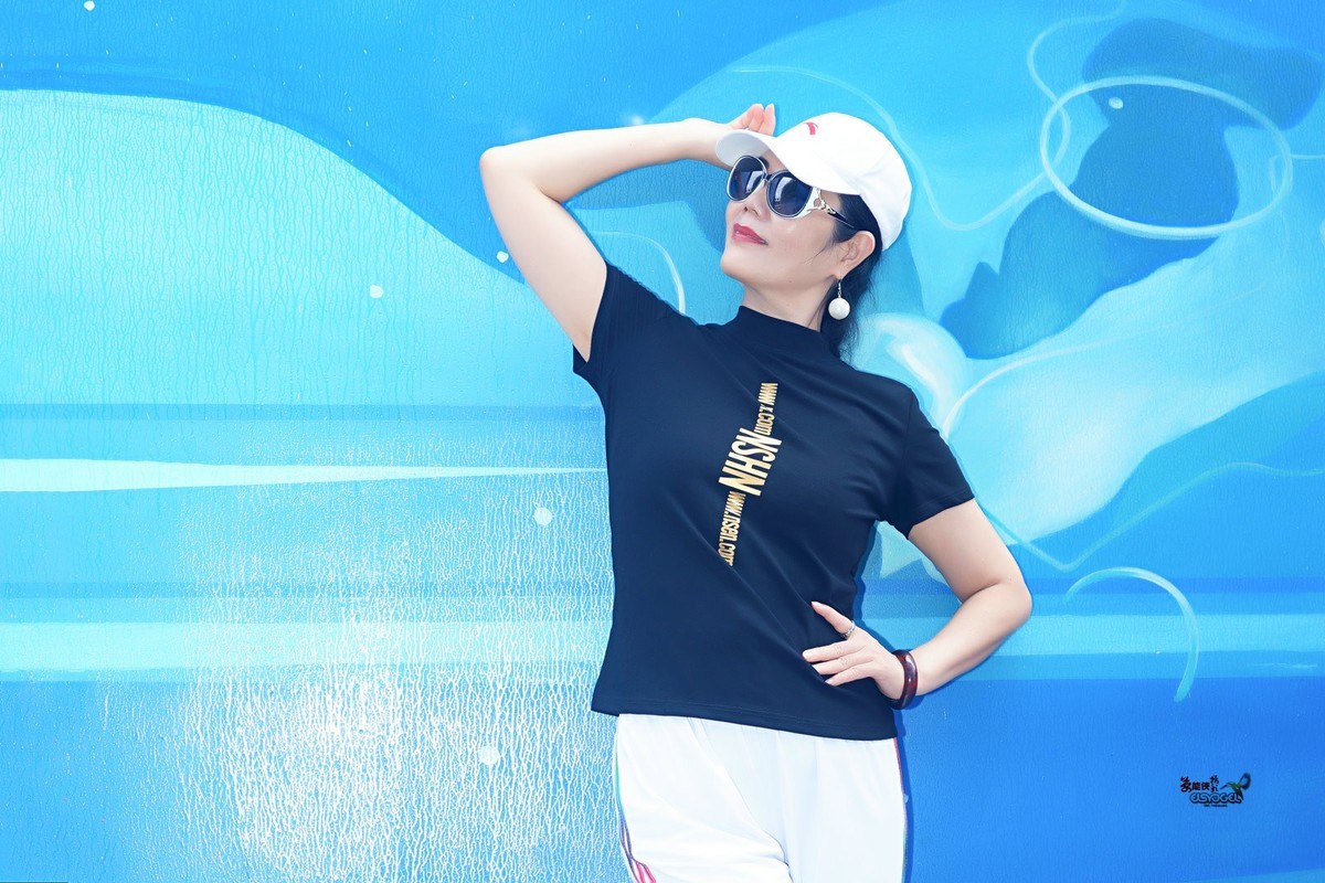 【30号智汇园美女】---小梅