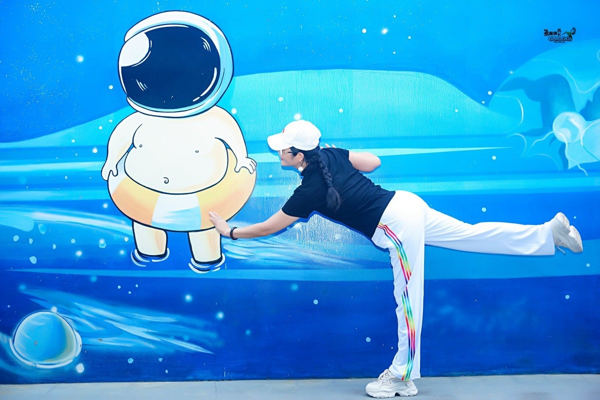 【30号智汇园美女】---小梅