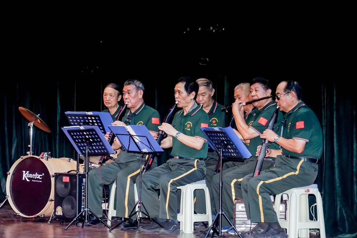 社区迎八一文艺演出 二