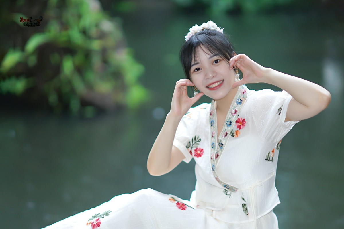 【兰缘傣族少女】---佳佳