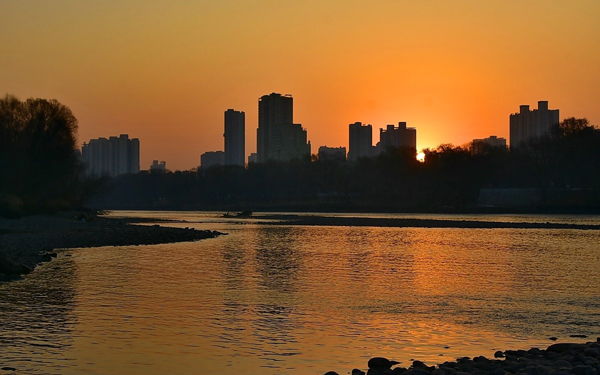 黄河的早晨----以此贴谢各位好友的支持-----