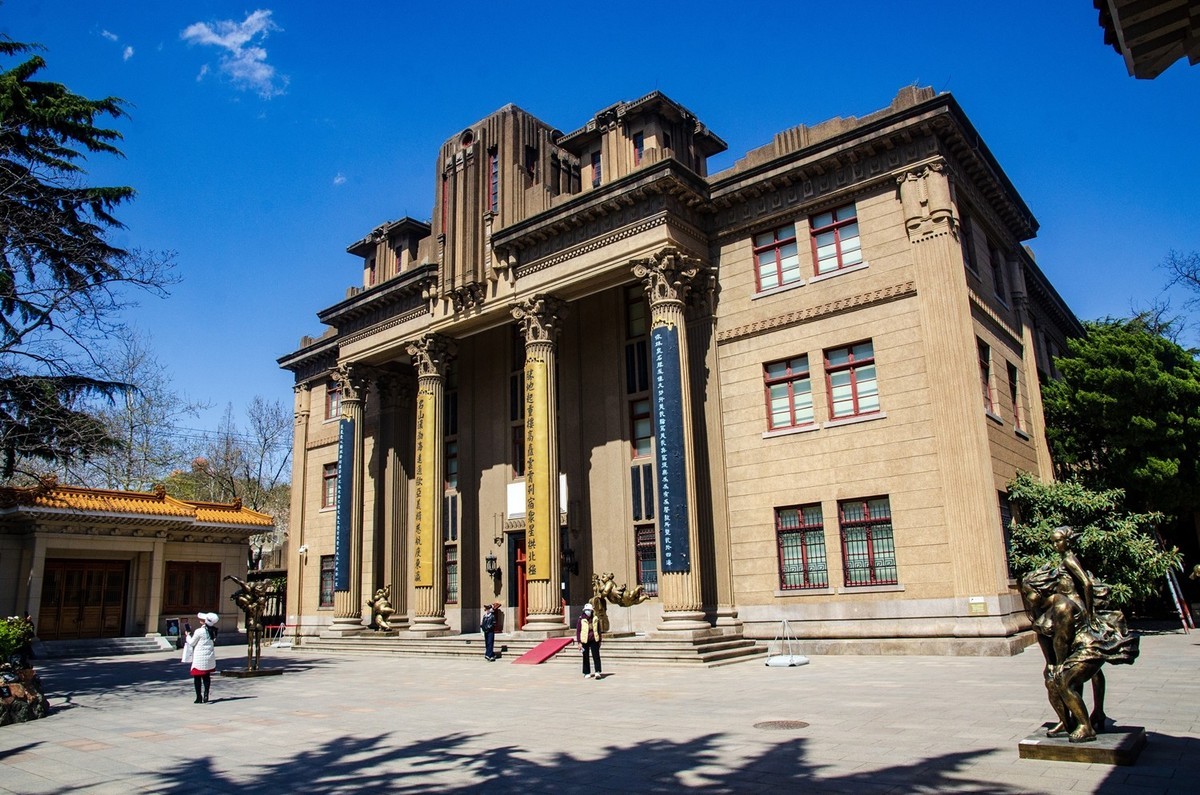 青岛美术馆掠影