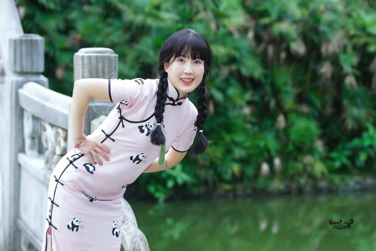 【青春可爱的女孩】---似海