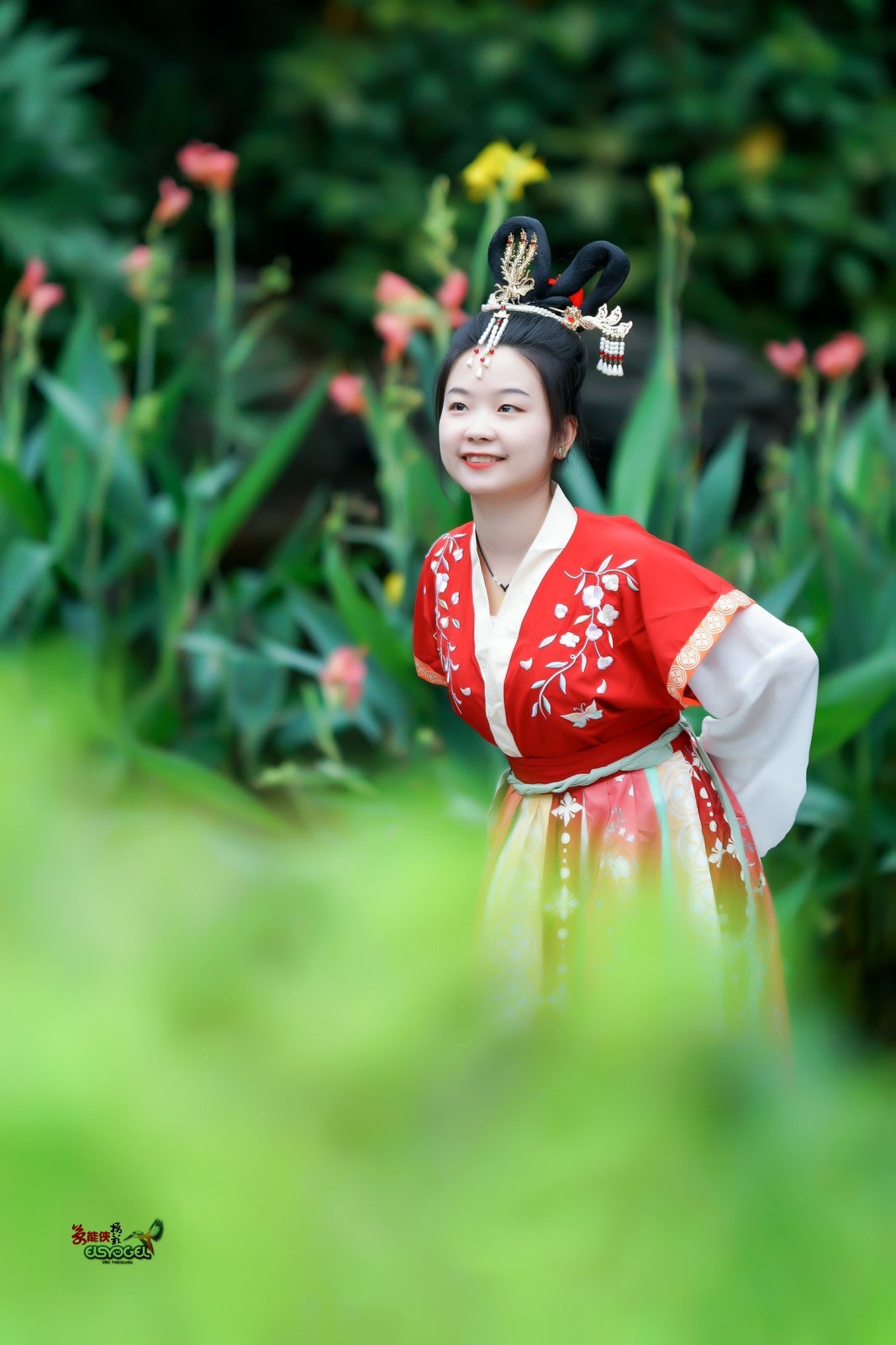 【浅笑古风女】---丽琳