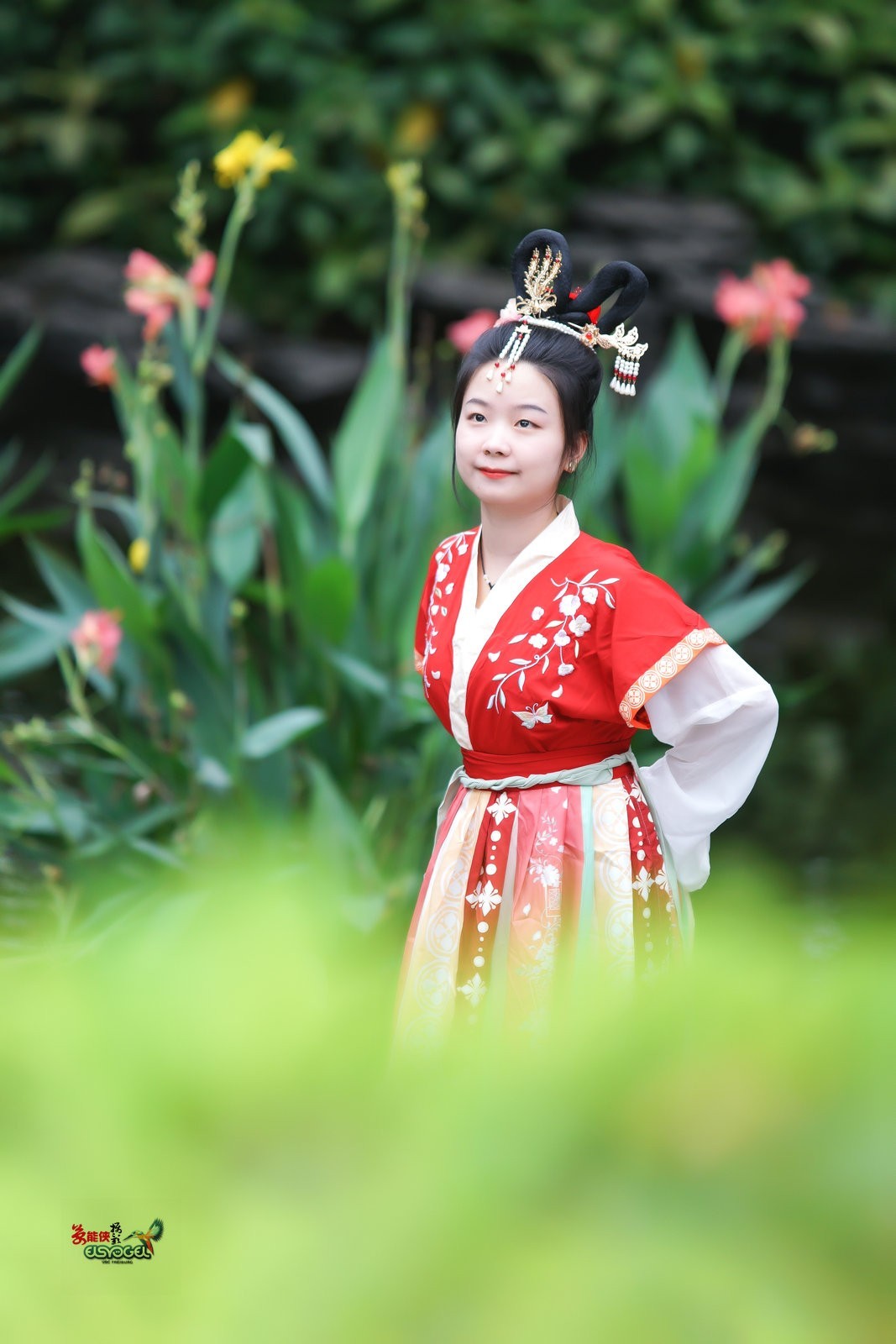 【浅笑古风女】---丽琳