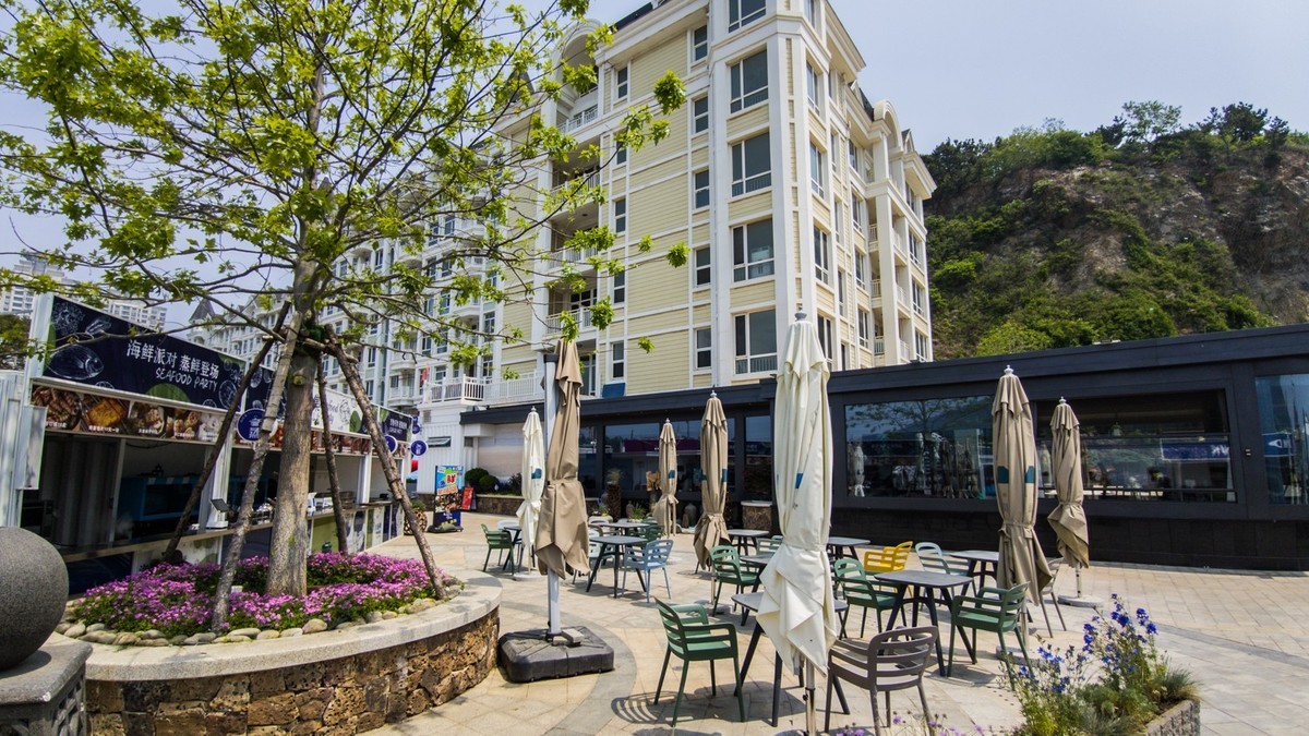 休 渔 期 的 渔 人 码 头 （ 三 ）