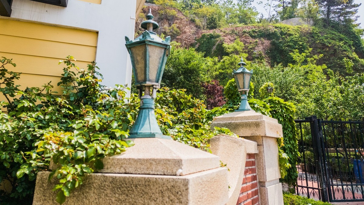 休 渔 期 的 渔 人 码 头 （ 三 ）