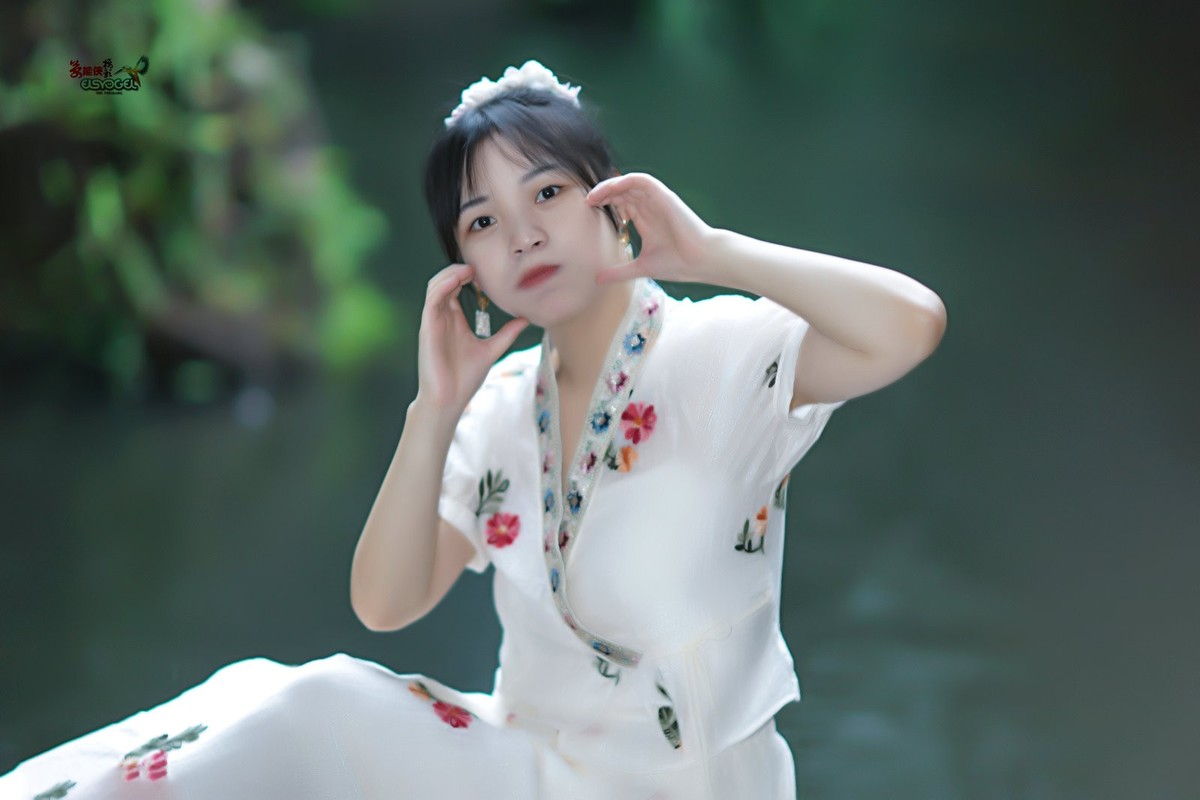 【兰缘傣族少女】---佳佳