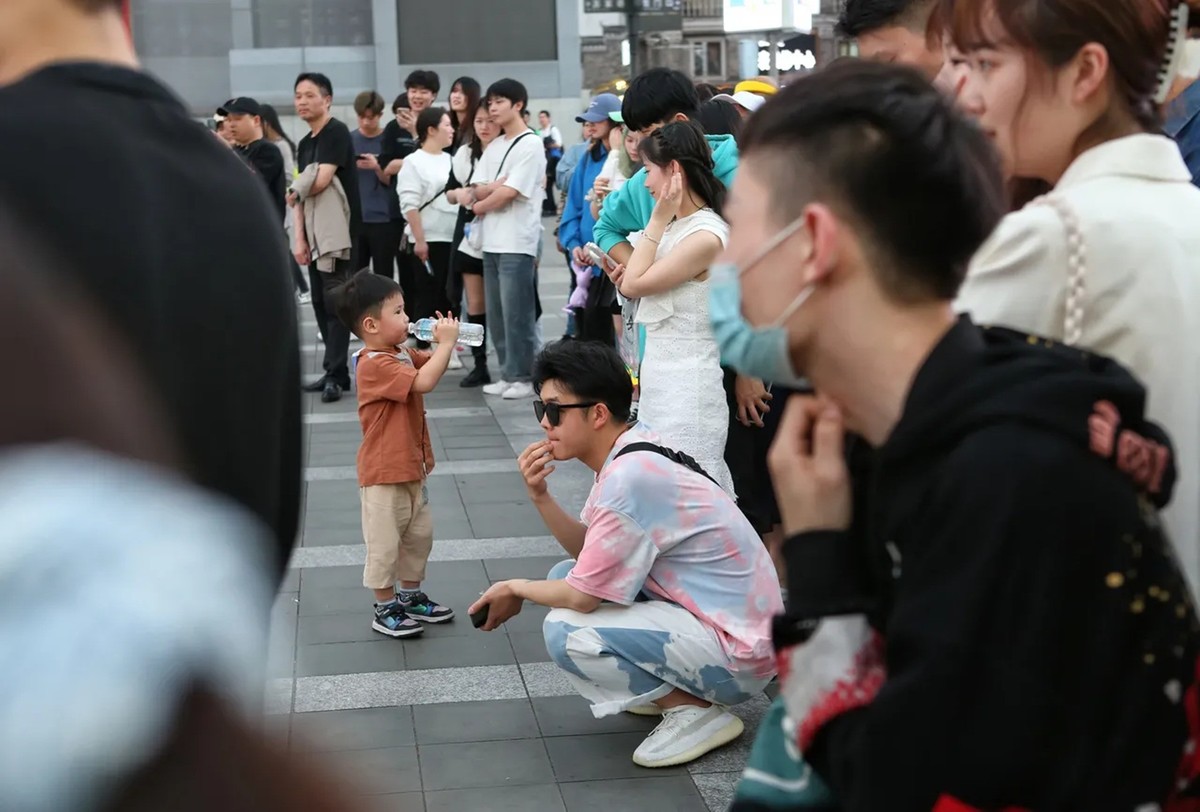 5.20【我爱你】长沙步行街抓拍--2